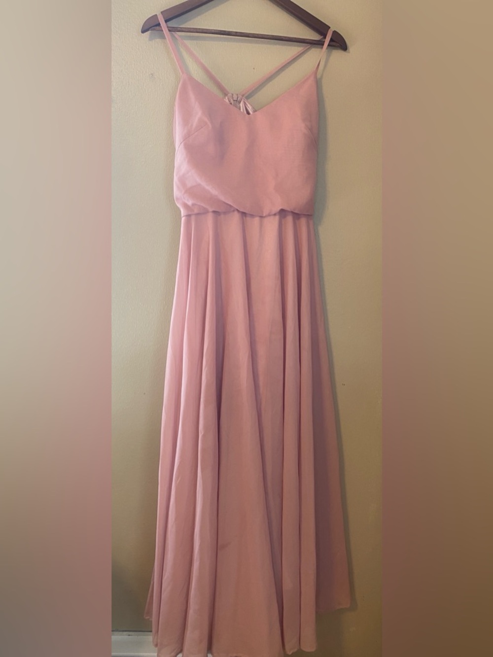 Classic Pink Spaghetti-Strap Wedding Dress